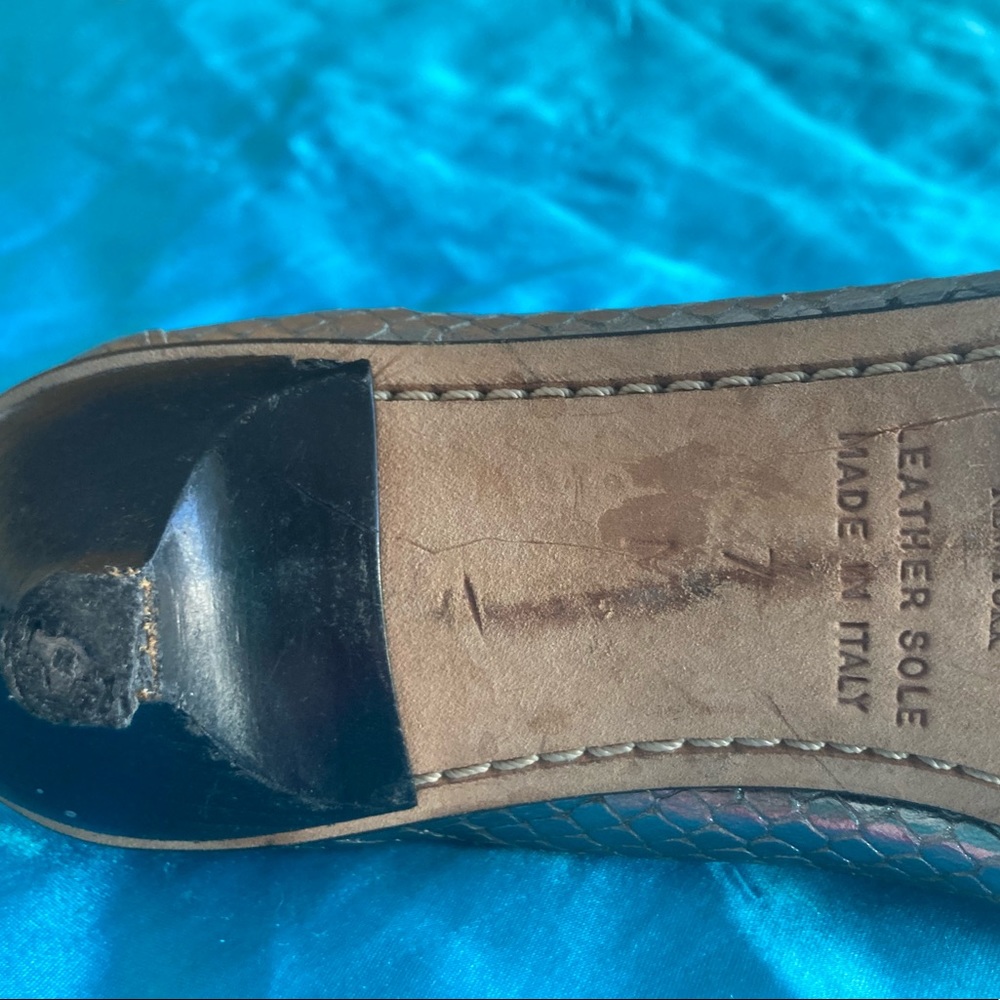 Kate Spade metallic silver ballet slippers w/heel - Picture 7 of 16